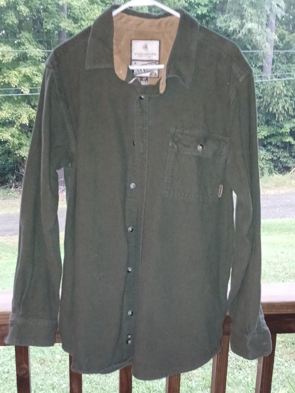 Legendary Whitetails Buck Camp Shirt Green Large Tall Like New
